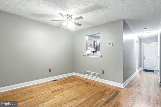 Building Photo - 111 Gateway Dr