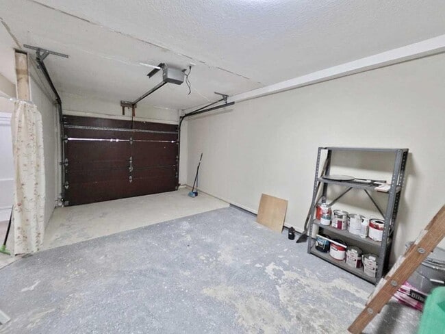 Building Photo - 1480 SE Rivergreen Cir