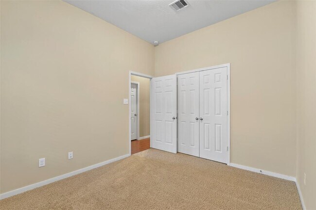 Building Photo - 11431 English Rose Trail