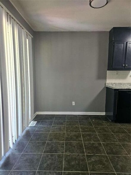 Building Photo - 4115 Cranwood Dr