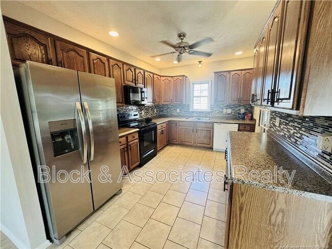 Building Photo - 109 Vail Ct