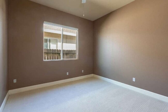 Building Photo - 2621 Mysin Way