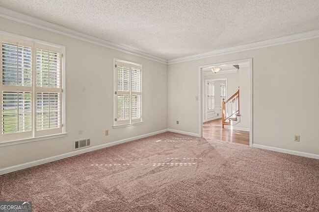 Building Photo - 1527 Ridgewood Dr SW