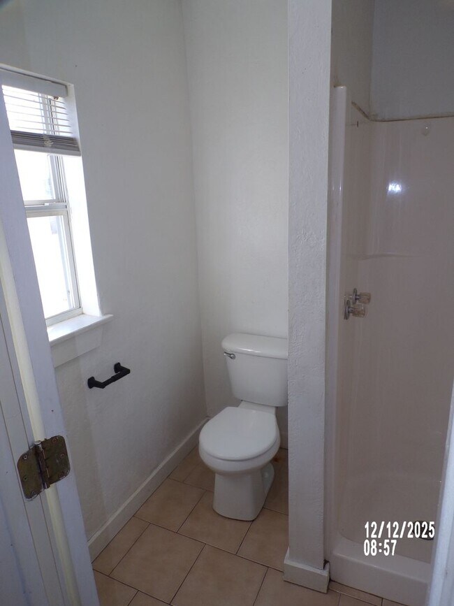 Building Photo - Great re-do