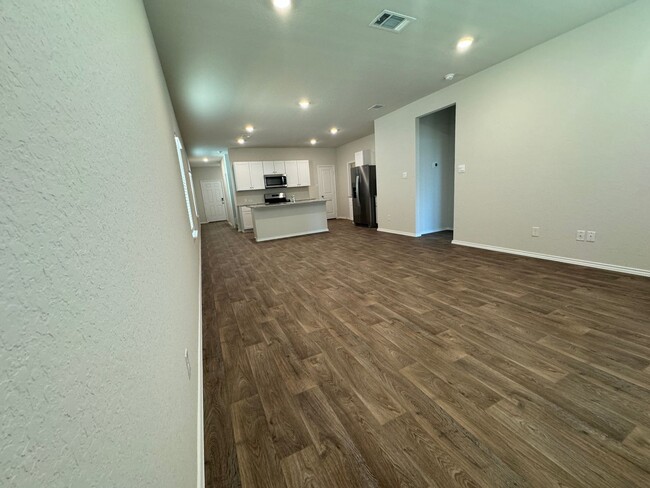 Building Photo - BRAND NEW  |  3 BEDROOM  |  LOFT  |  2.5 B...