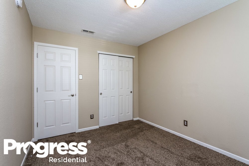 Building Photo - 14349 Black Farm Dr