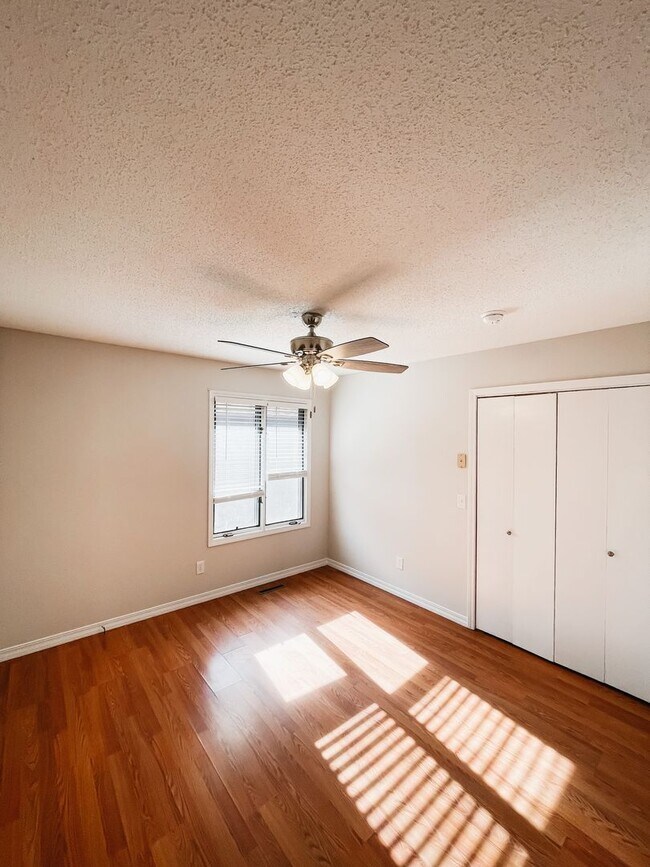 Building Photo - Southwest Springfield - Kickapoo High