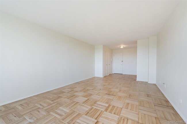 Building Photo - 5355 Henry Hudson Pkwy W