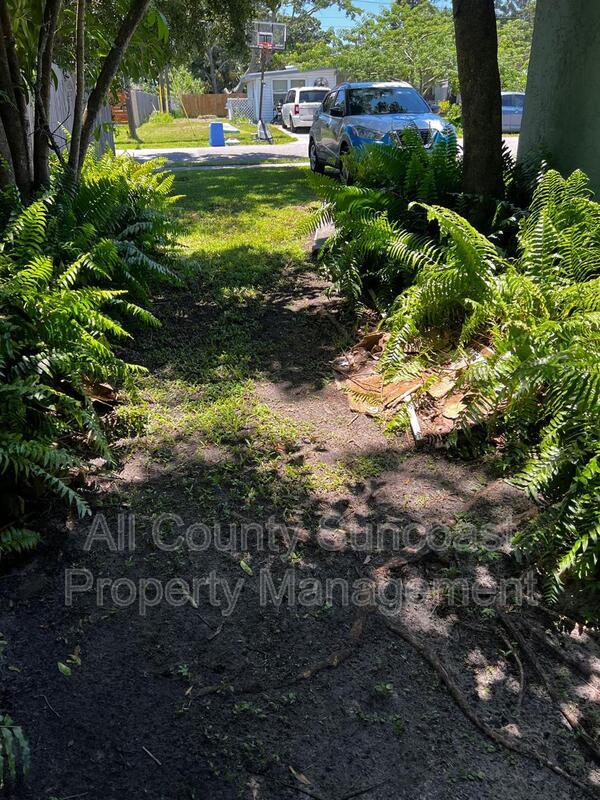 Building Photo - 6277-A 72nd Ave N