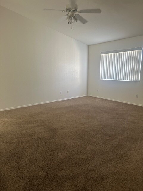 Building Photo - 4912 S Rinaldi Cir