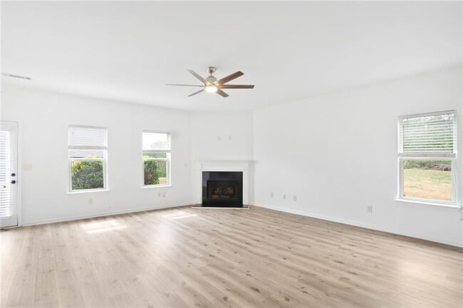 Building Photo - 2528 Morgan Chase Dr