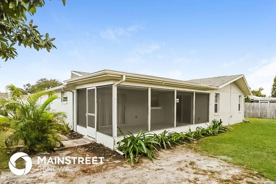 Building Photo - 7315 San Carlos Dr