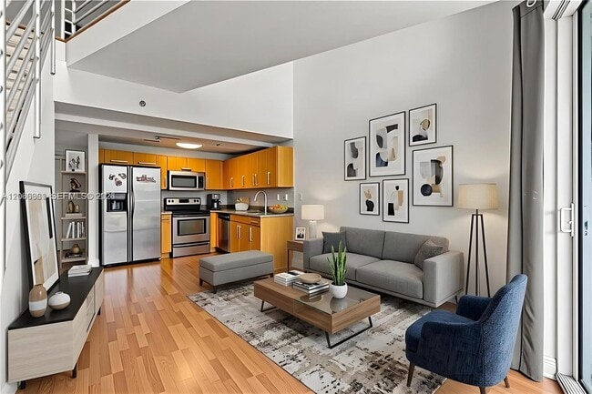 Building Photo - 6362 Collins Ave