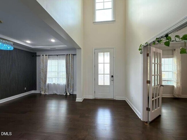 Building Photo - 513 Acerno Dr