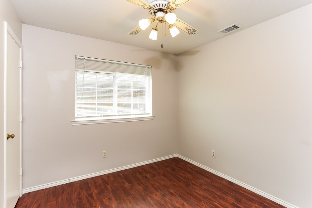 Building Photo - 704 Brookhaven Dr