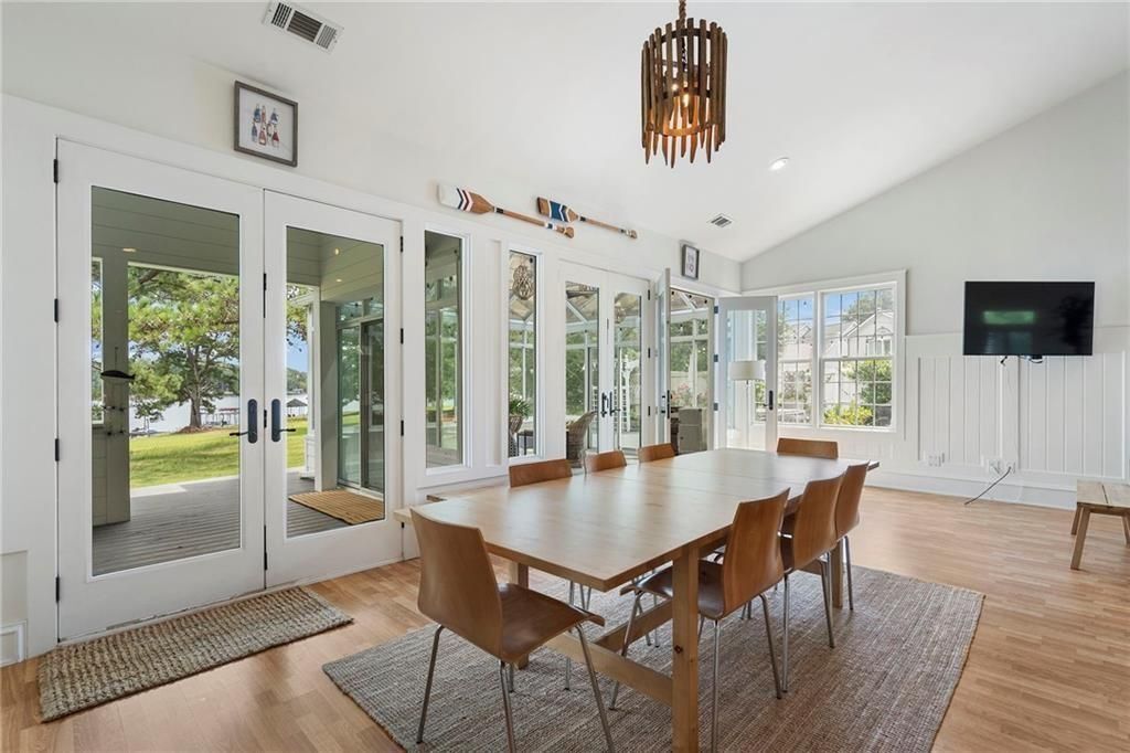 Building Photo - 61 View Point Dr