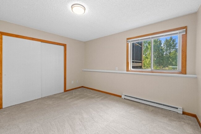 Building Photo - 3452 Ryan Gulch Rd