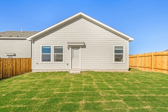 Building Photo - 5912 Eden Dr