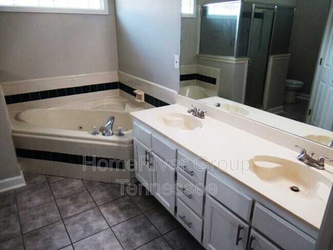 Building Photo - 6836 Spring River Rd