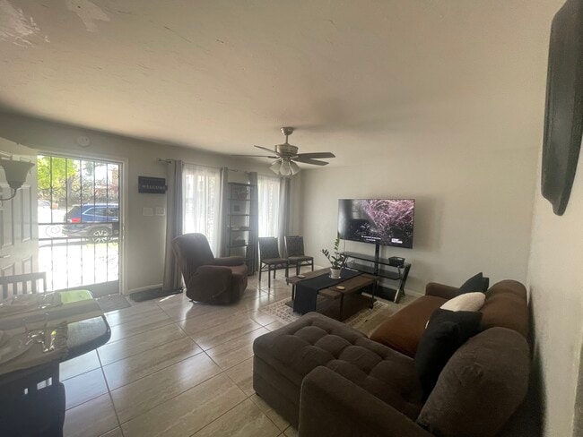 Building Photo - 6581 E Calle La Paz