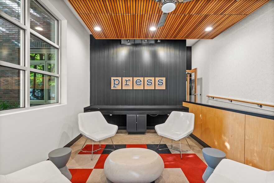 Building Photo - 1620 Belmont Ave