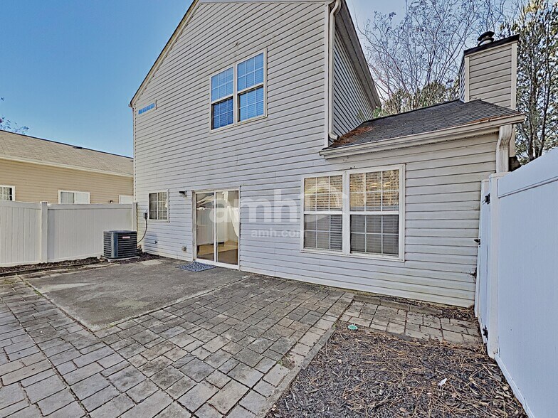 Building Photo - 836 Windcroft Cir NW