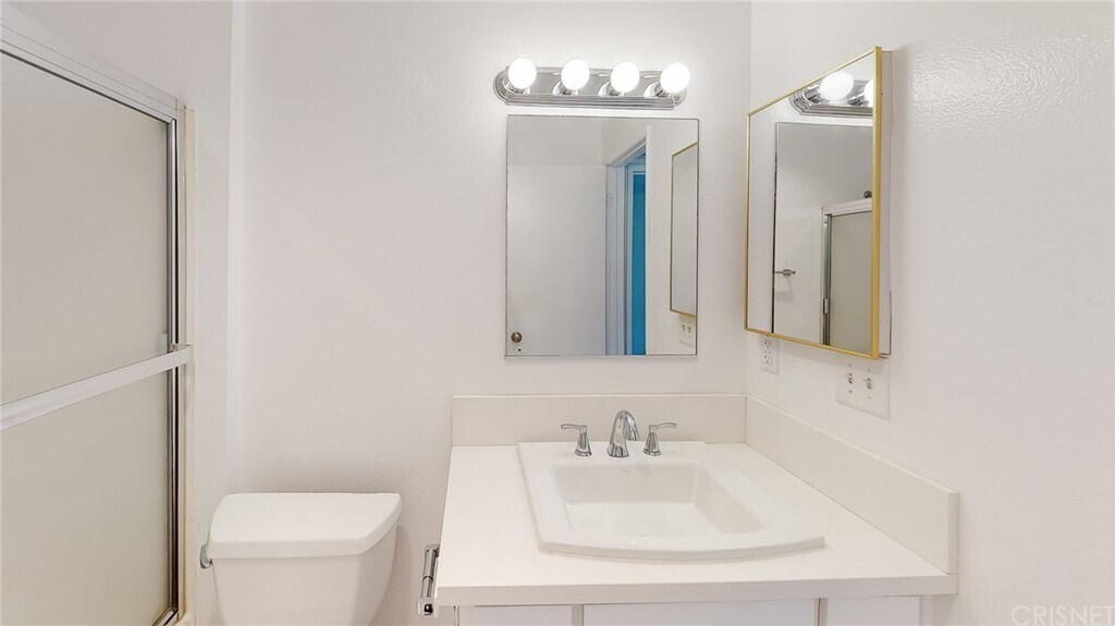 Building Photo - 12157 Moorpark St