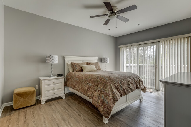 Master Bedroom - 47300 Cider Mill Dr