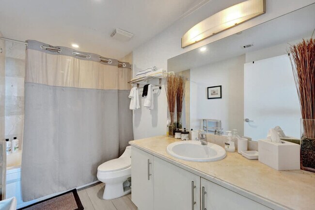 Building Photo - 2889 McFarlane Rd