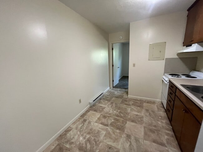 Building Photo - One bedroom apartment for rent in Harrison...