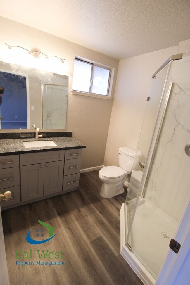 Building Photo - $5095 - COMING SOON! Large spacious updated 4 Bed/2.5 Bath Home With Pool in San Jose