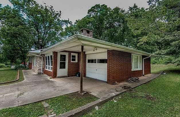 Building Photo - 40 Florence Ave