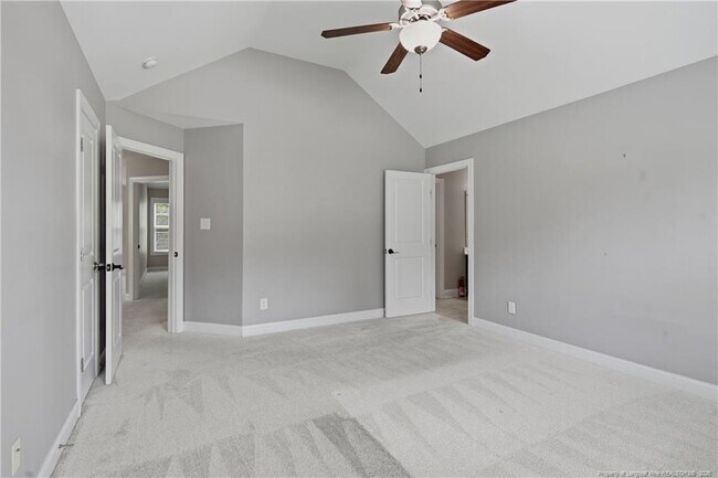 Building Photo - 138 Valley Pines Cir