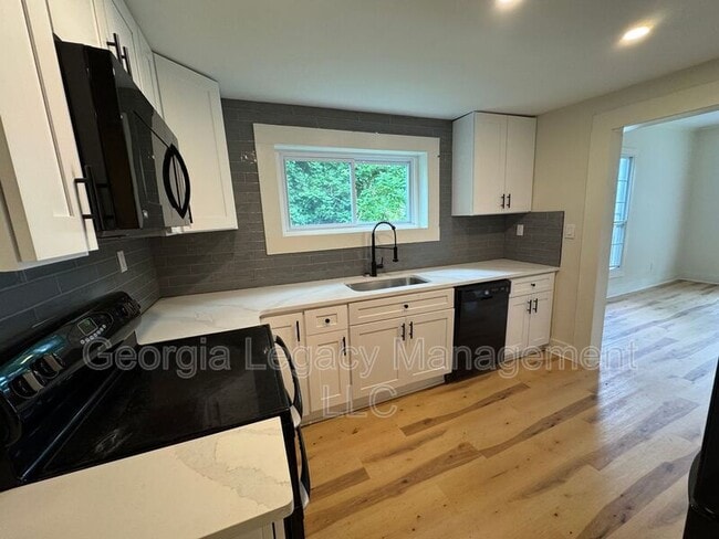 Building Photo - 185 S Rocksprings St