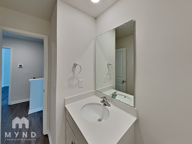 Building Photo - 5521 Jesse Harper Dr