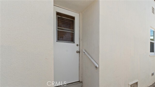 Building Photo - 9427 S 2nd Ave