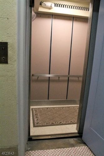 Building Photo - 503 Carleton Rd