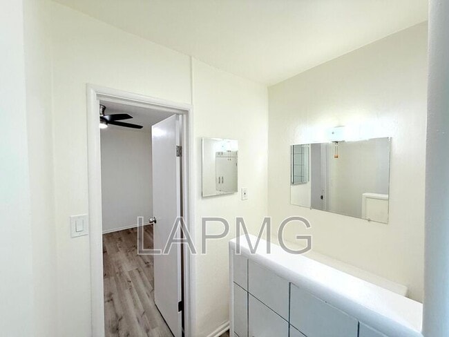 Building Photo - 6200 N Muscatel Ave