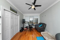 Building Photo - 1 bedroom in Chicago IL 60618