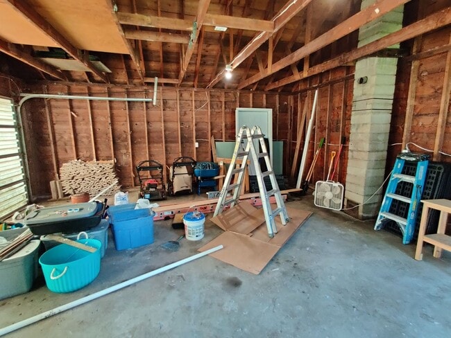 Building Photo - 8701 Wentworth Ave S