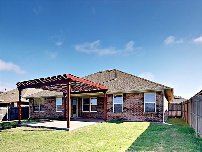 Building Photo - 13905 Teagen Ln