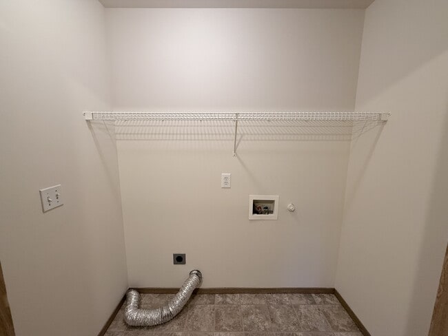 Building Photo - 502 91st Ave SE