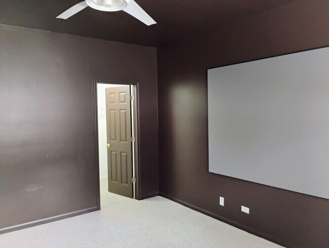 Building Photo - 1166 Georgetown Way