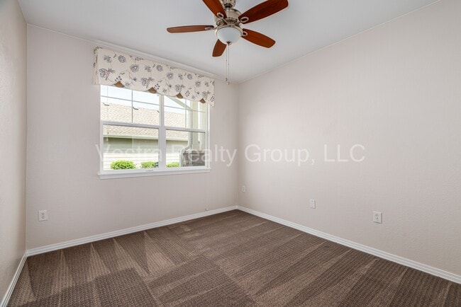 Building Photo - 9335 Amison Cir