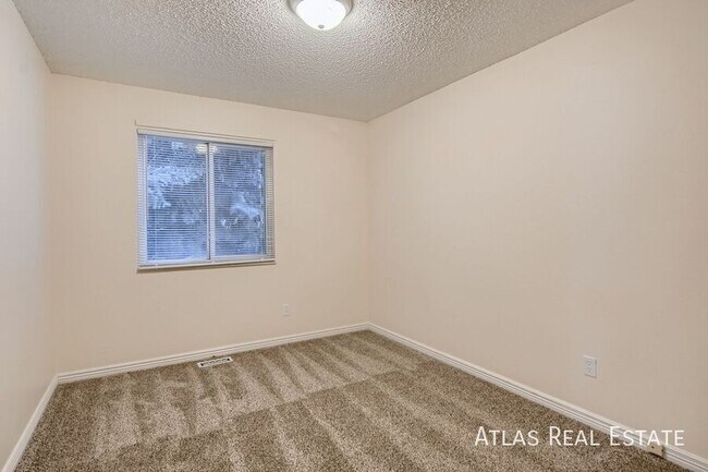 Building Photo - 7240 Roaring Spring Terrace