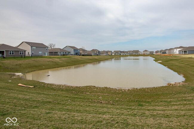 Building Photo - 876 Downey Ln