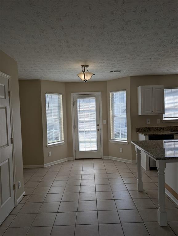 Building Photo - 347 Springhaven Way SE