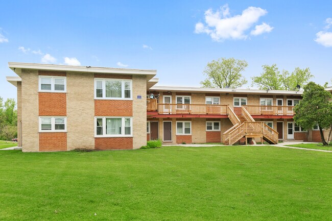 Primary Photo - 1021 Tollview Ave