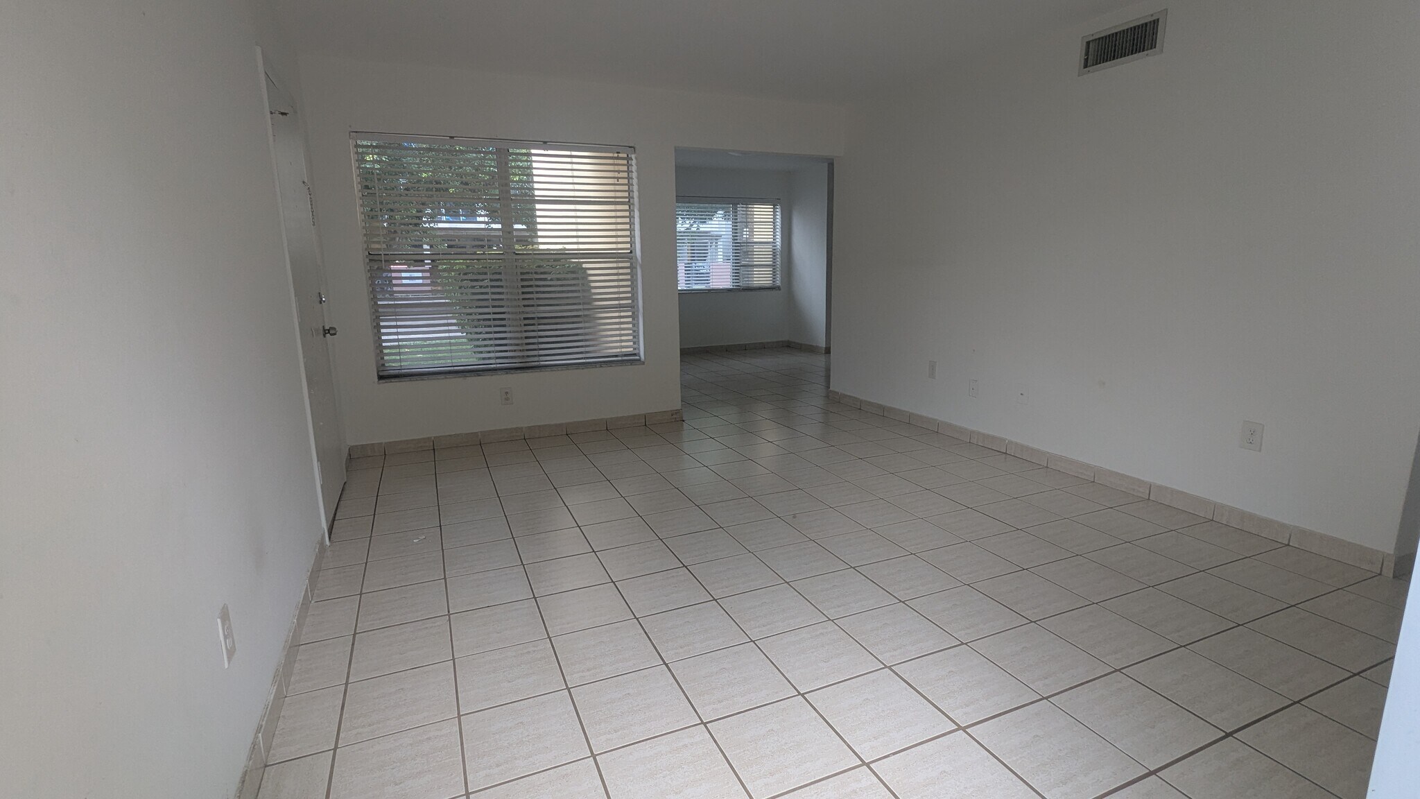 Building Photo - 235 Bird Rd