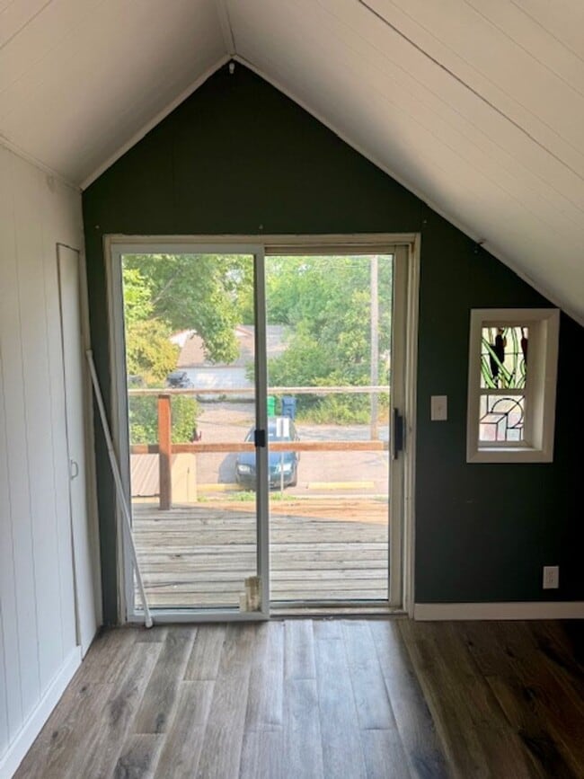 Primary Photo - Studio Apartment for Rent – Steps from MSU!